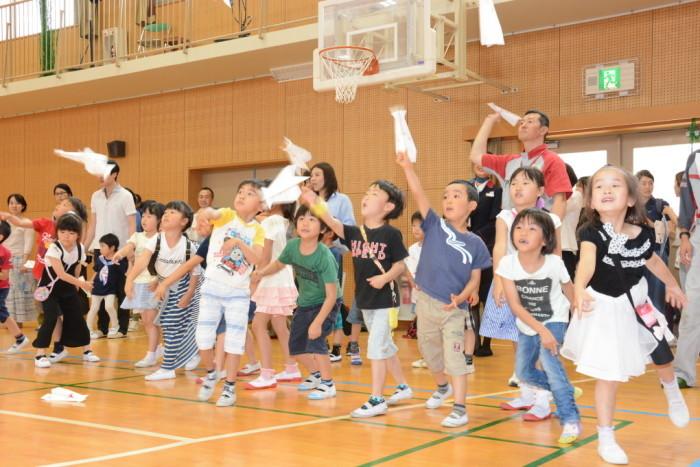 折り紙ヒコーキ教室