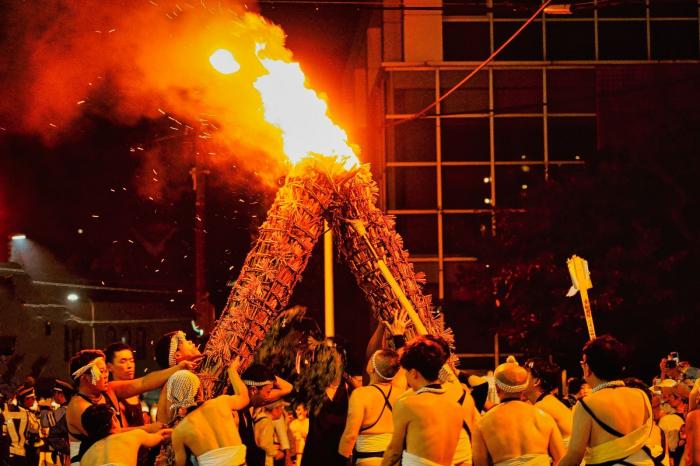 がんがら火祭り