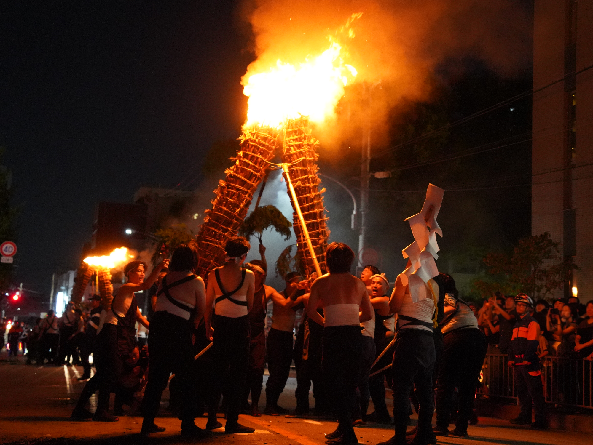 8月24日 伝統行事「がんがら火祭り」のイメージ