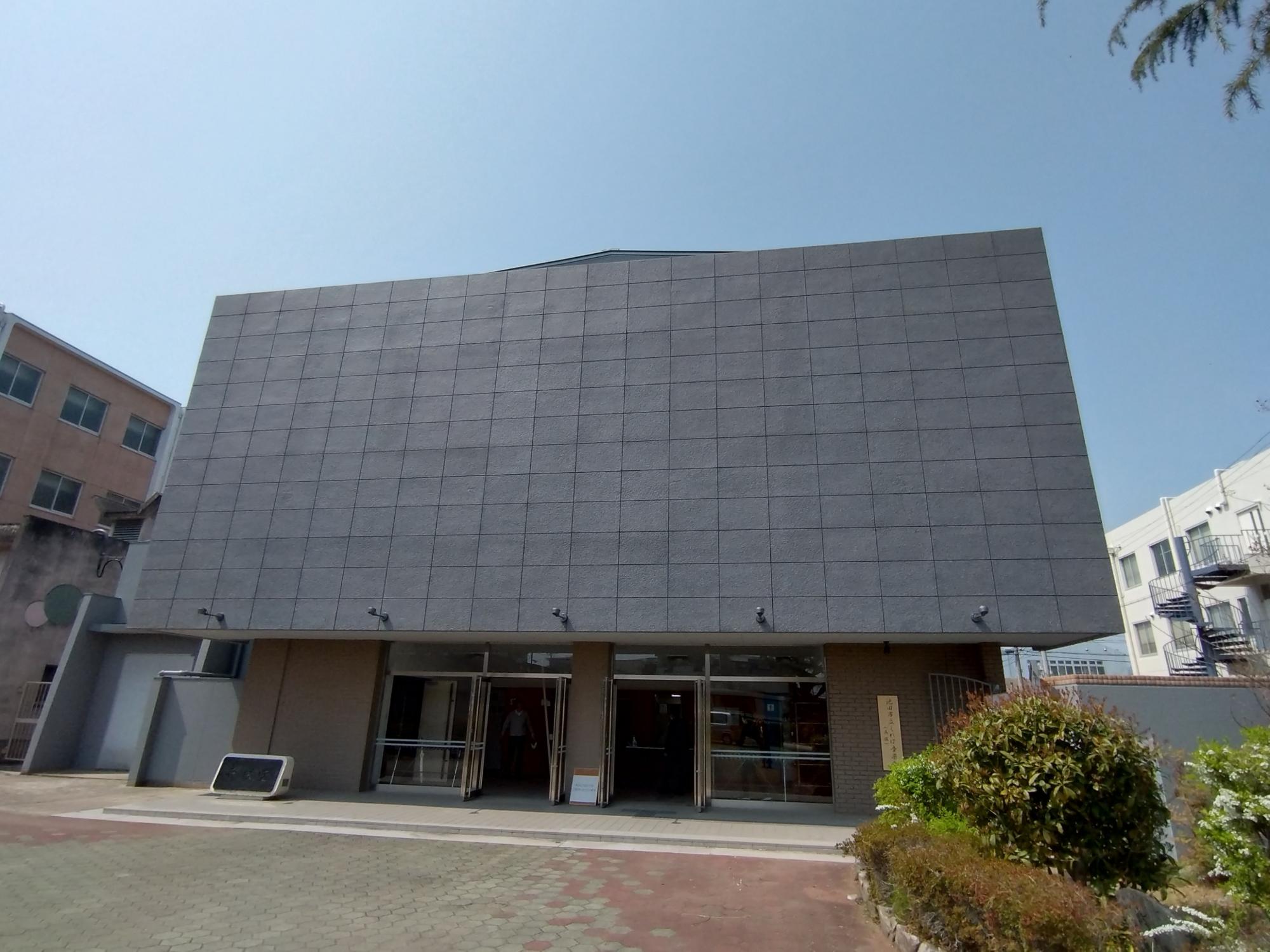 くれは音楽堂（外観）