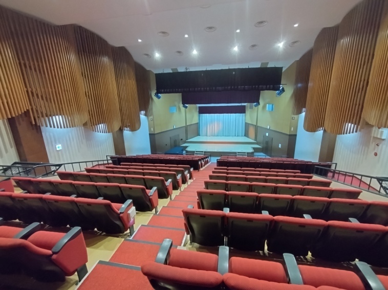 くれは音楽堂（内観）