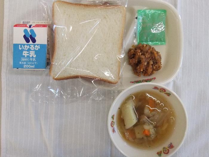 2020年12月16日の献立（小学校）