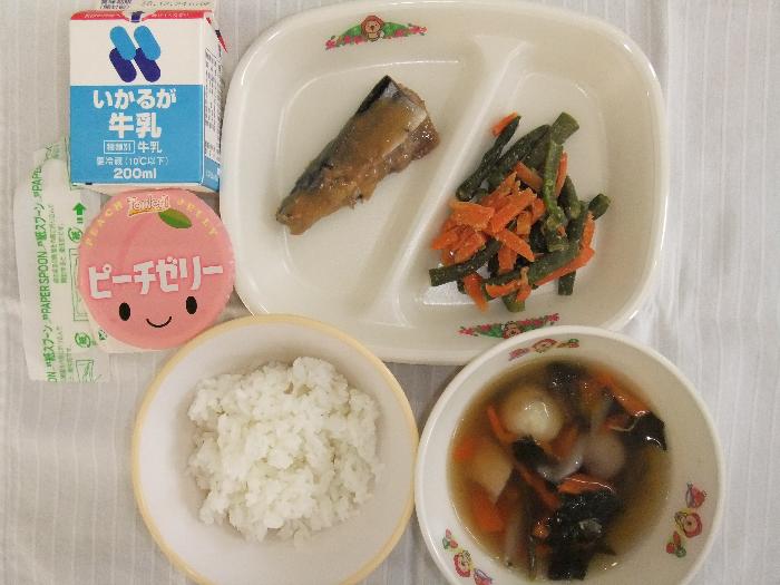 2020年12月18日の献立（小学校）