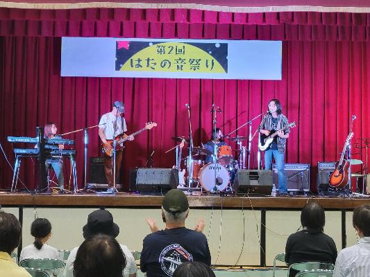 大阪大学軽音楽部ROCKのみなさん