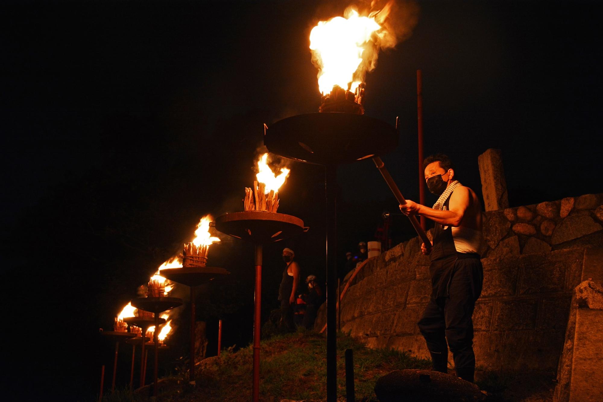 がんがら火祭り